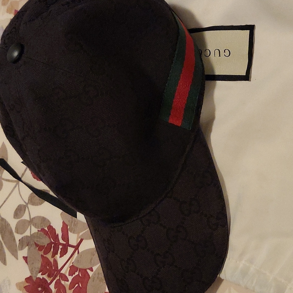 Gucci baseball cap hat